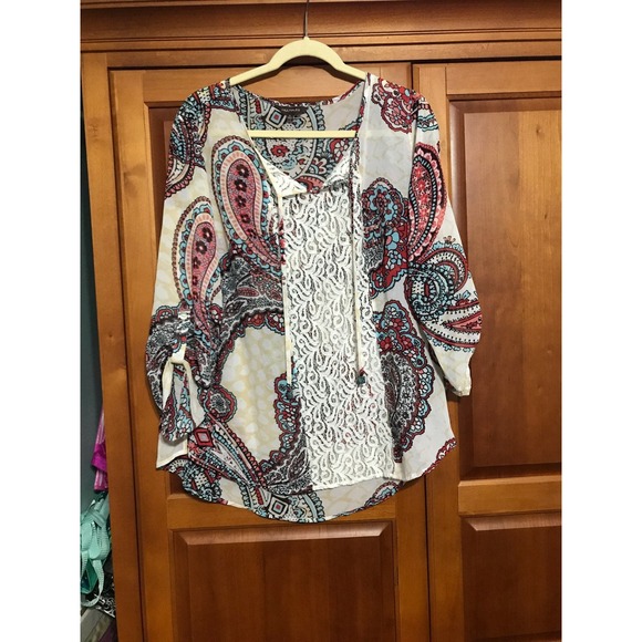 LuLaRoe Tops - womens‎ plus tops
